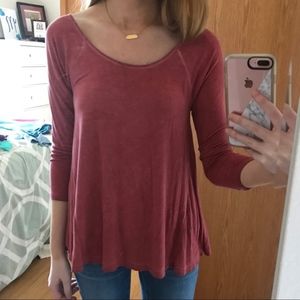 American eagle red 3/4 sleeve top criss cross back